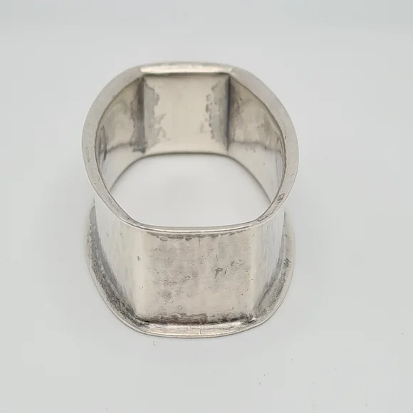 Wallace Oval Hammered Napkin Ring Sterling Silver Mono 180-5 Monogrammed "CWS" - Picture 3 of 10